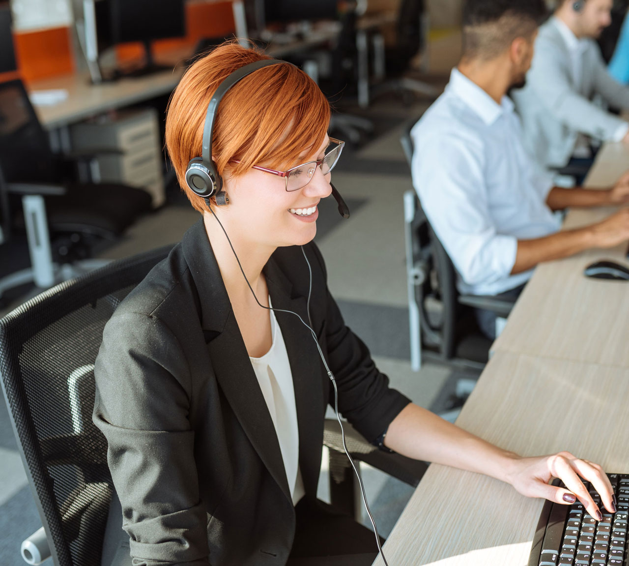 Image of Call Operator 1280